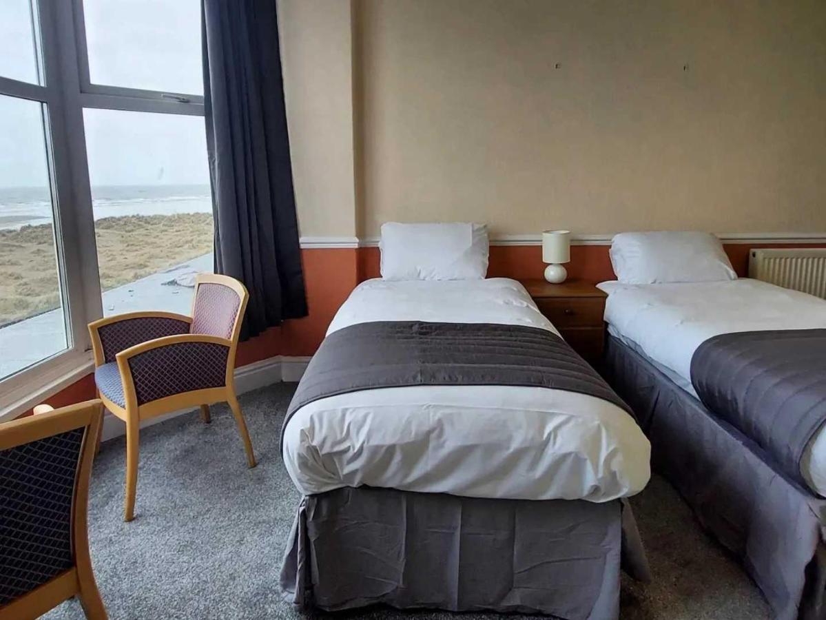 The Sandbanks Barmouth Esterno foto